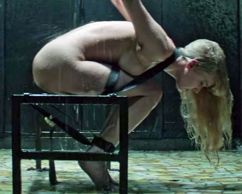 Голая Дженнифер Лоуренс слив Dressed undressed