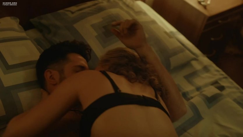 Наталья Скоморохова в Нижнем белье в сериале корни