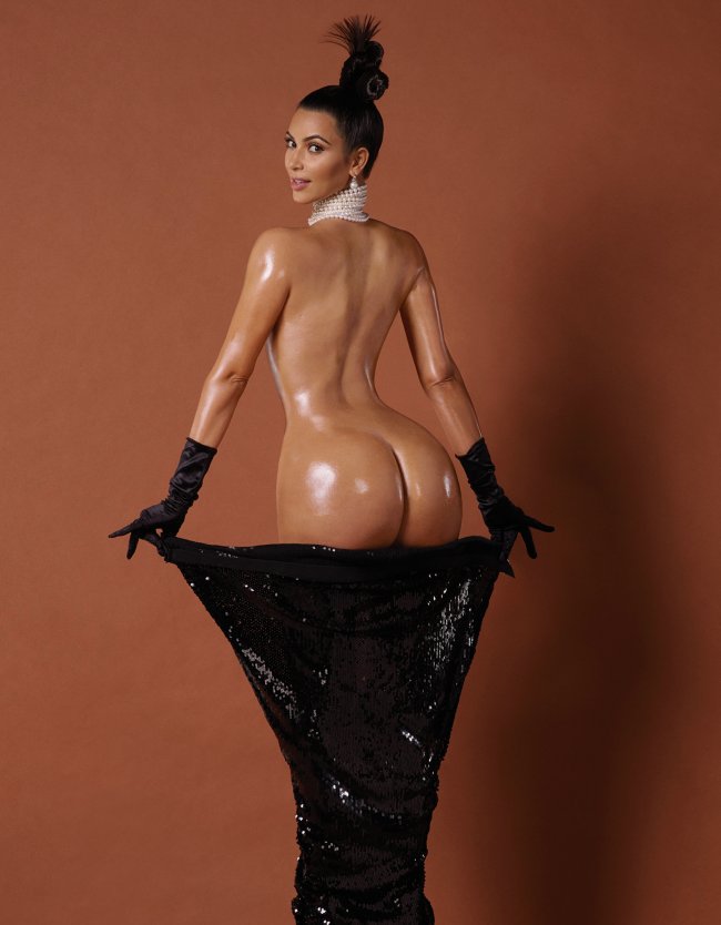 Ким Кардашян 18 +