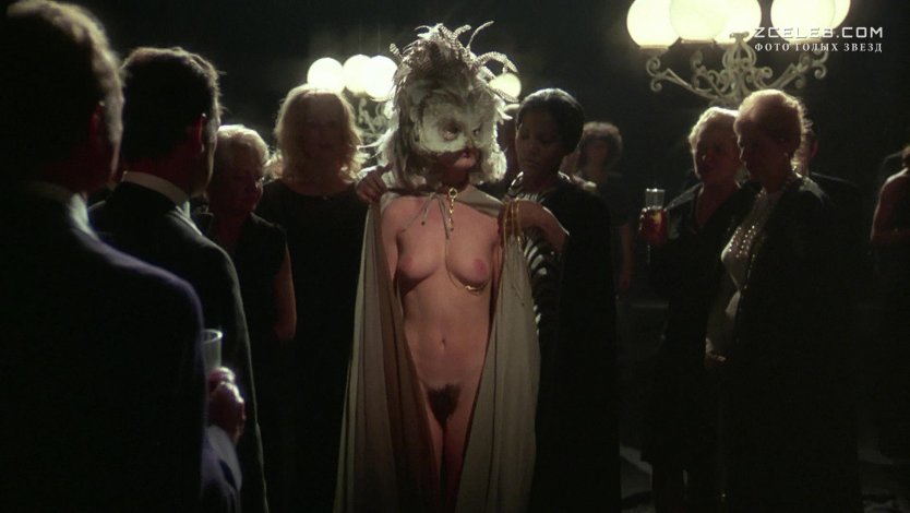 Коринн Клери в фильме "история о", 1975 трах