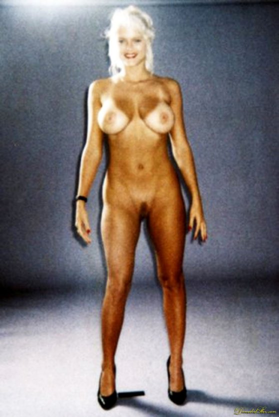 Кристиана Филанджьери nude