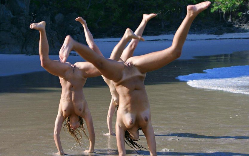 Прикольные голые девки