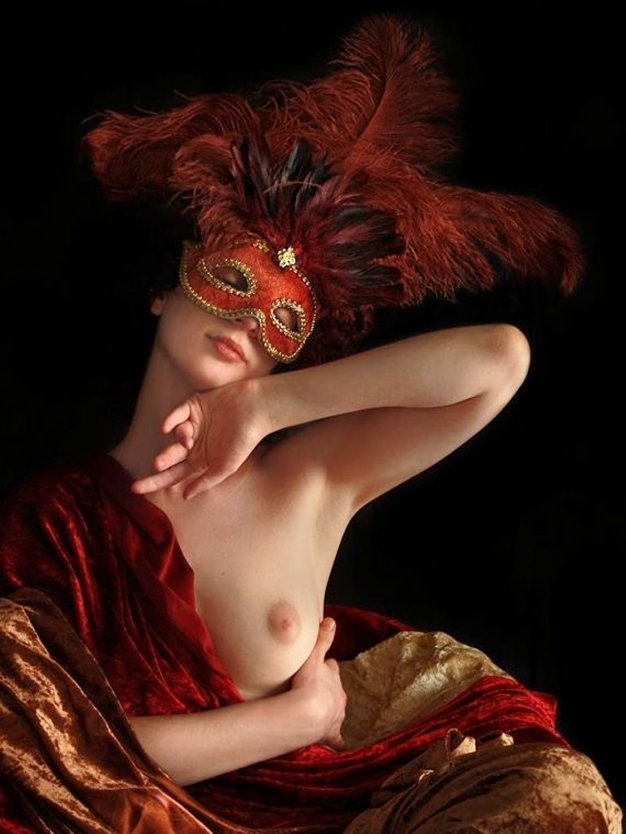 Naked Вивиана Кастро. Карнавал