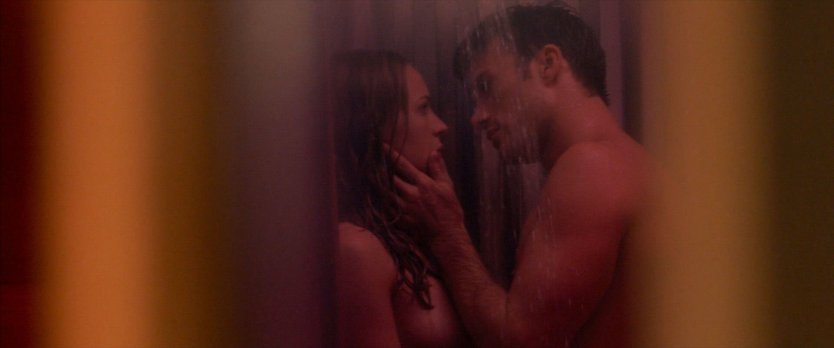 Бритт Робертсон Britt Robertson nude