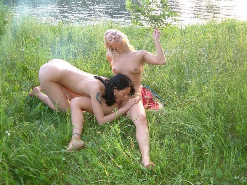 Куни на природе частное ню
