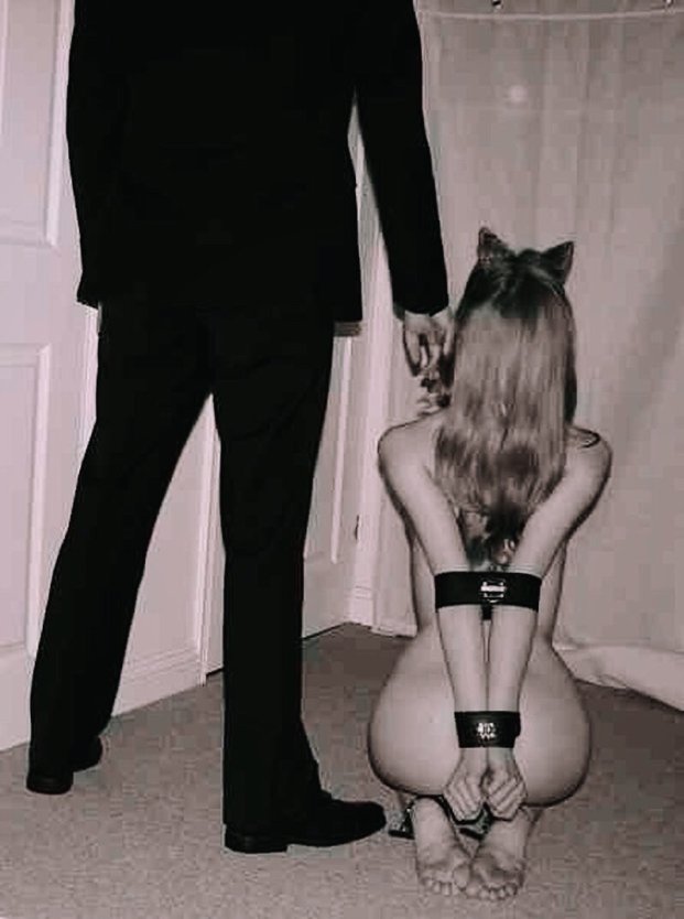 Хозяин и рабыня унижение