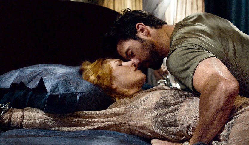 Поцелуй Проклятой Kiss of the Damned, 2012