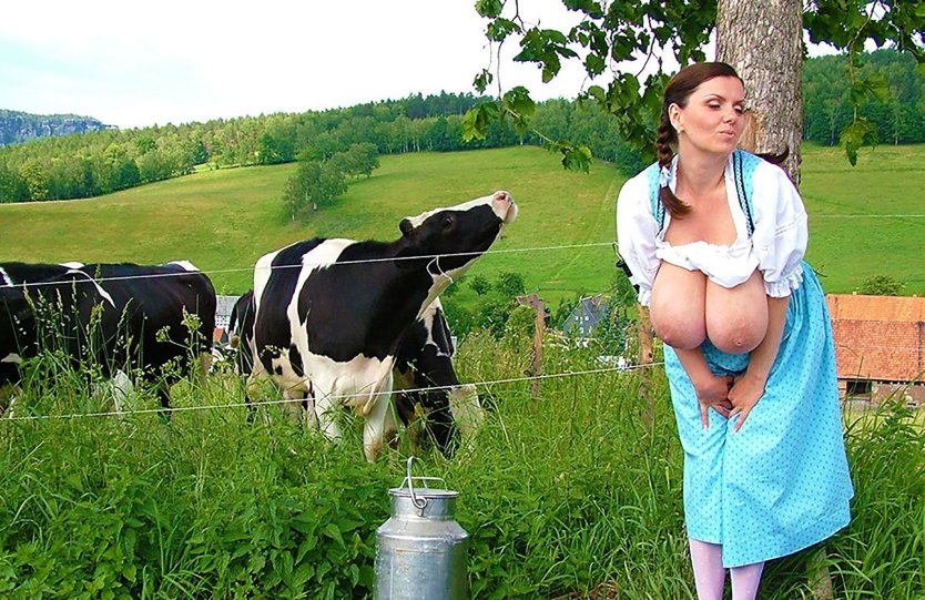 Красивые доярки с большими сиськами