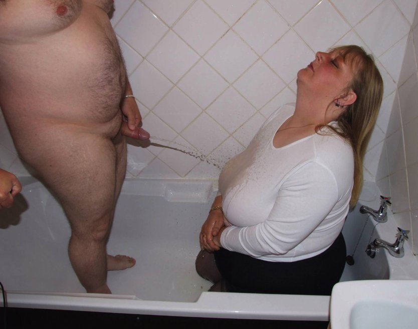 Naughty chubby amateur girl Drinks her own piss